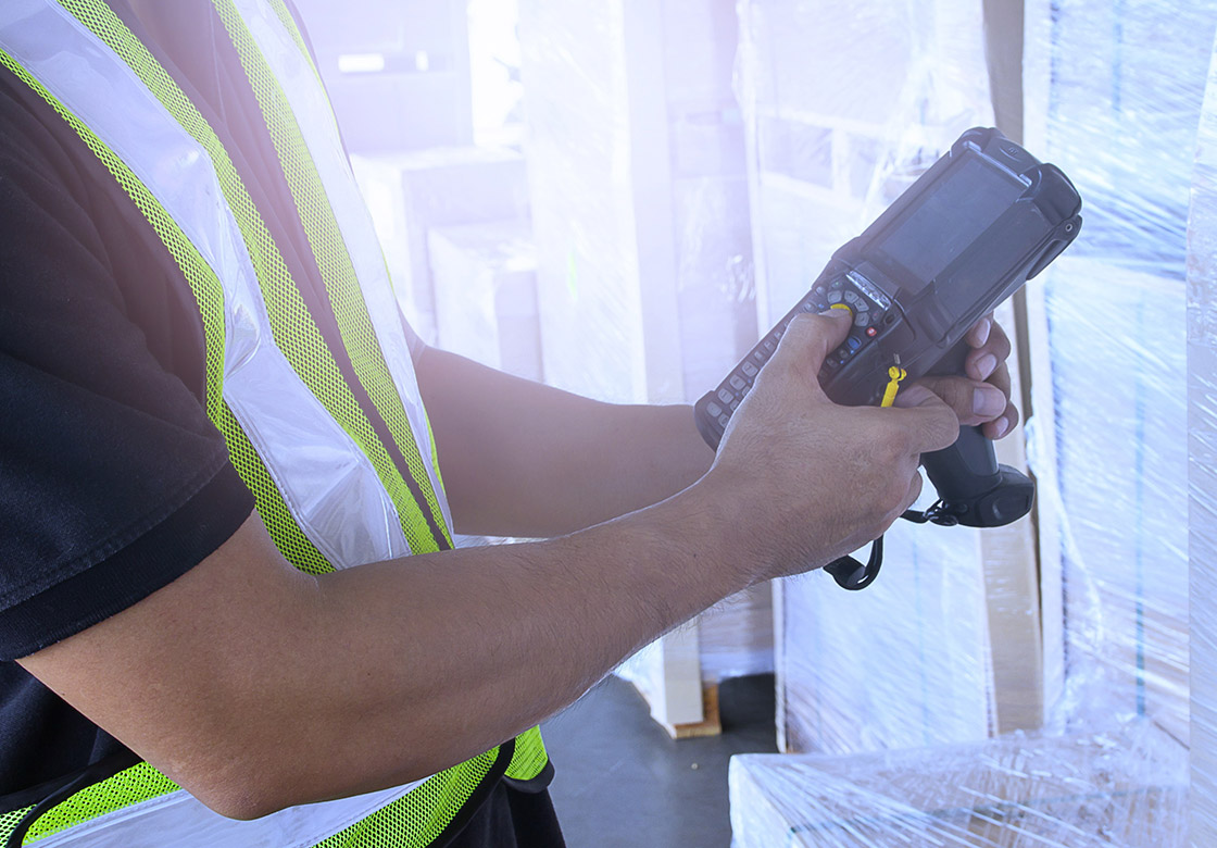 Man holding a scanner